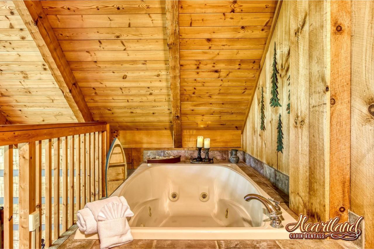 ガトリンバーグ Cozy Mountain Hideawayヴィラ エクステリア 写真