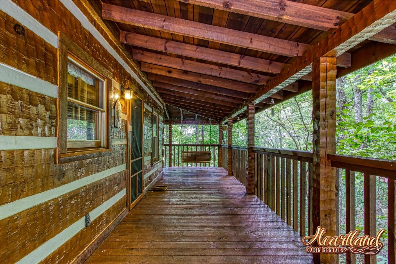 ガトリンバーグ Cozy Mountain Hideawayヴィラ エクステリア 写真