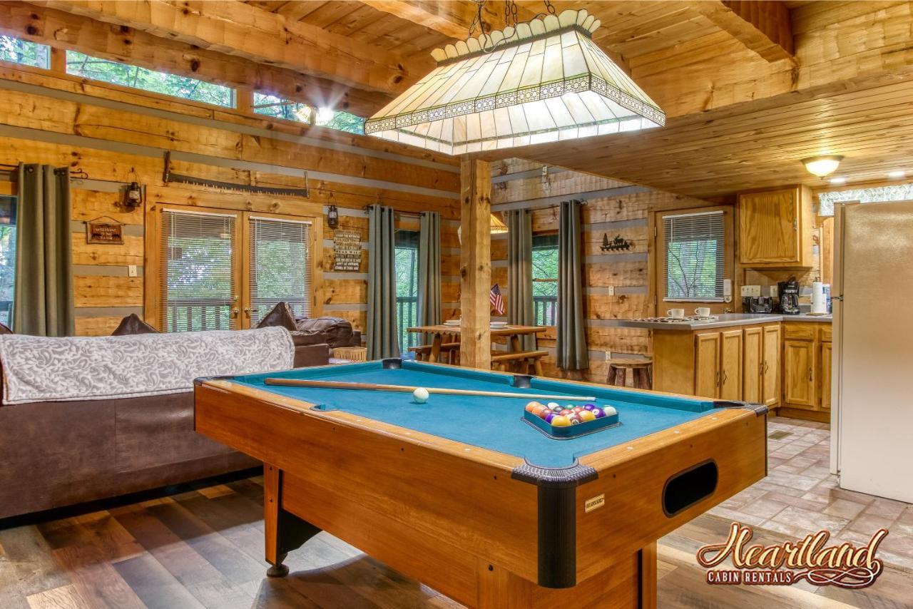 ガトリンバーグ Cozy Mountain Hideawayヴィラ エクステリア 写真